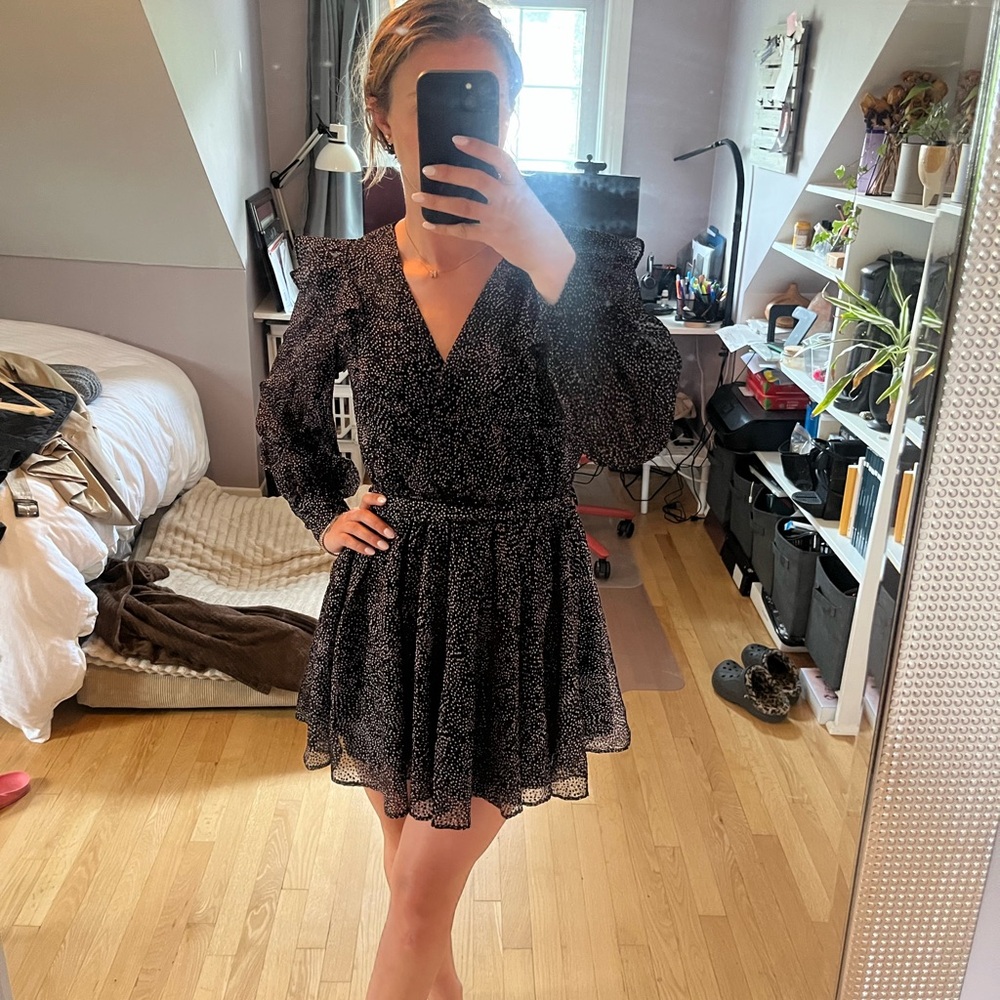 Dynamite Black and White Long Sleeve Dress
